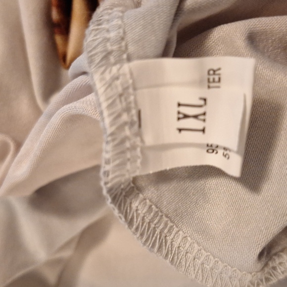 Dress multiple colors with pockets - Picture 3 of 3